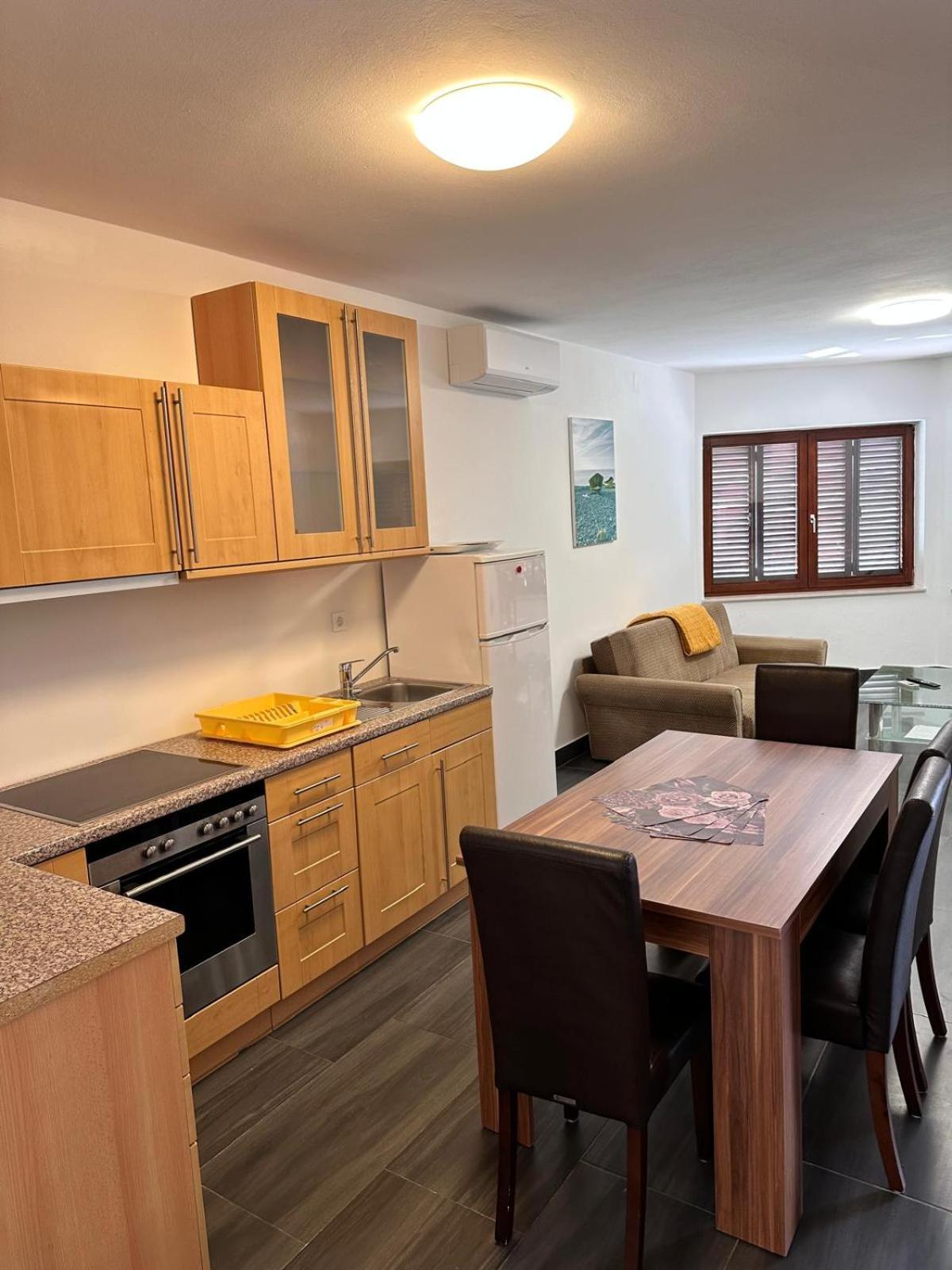 Apartman Nikola Salatić Exterior foto
